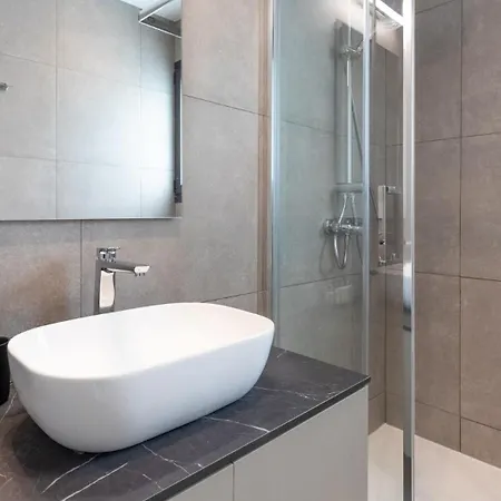 Aden I Apartment *